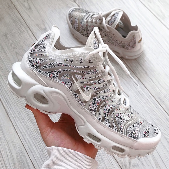 Nike air max plus - Picture 2 of 8